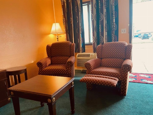 Gateway Inn image 21