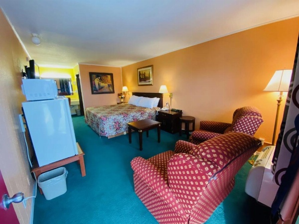 Gateway Inn image 22